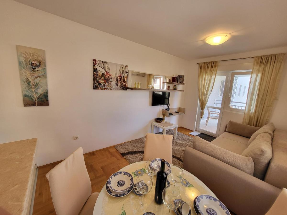 Apartment Rachel Petrovac Eksteriør billede